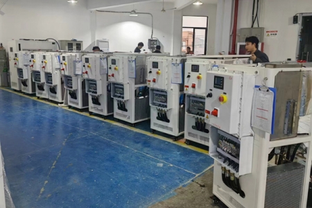 水冷式低溫冷凍機為什么會漏水？怎么解決？