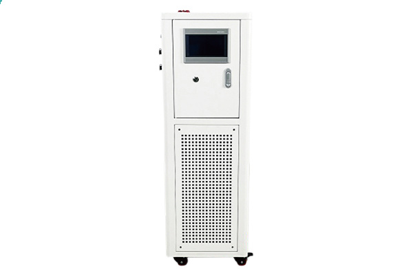 高低溫循環(huán)器是如何實現(xiàn)精準(zhǔn)控溫的呢？