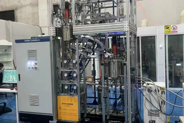 反應(yīng)釜制冷加熱系統(tǒng)運行時需控制好哪些技術(shù)參數(shù)？